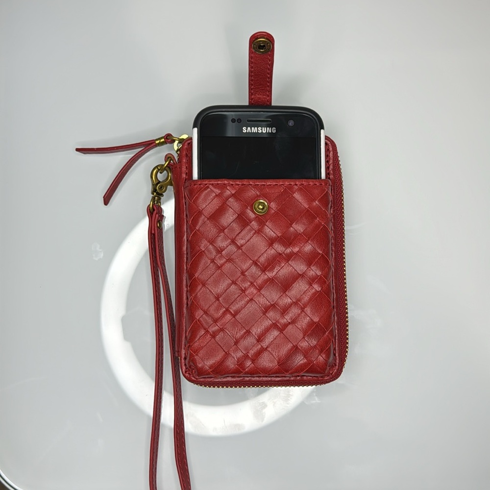Elliott Lucca red woven leather phone wallet/wristlet - Picture 14 of 14